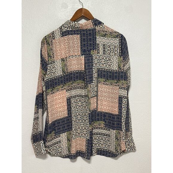 Rose + Olive Faux Patchwork Lightweight Blouse L Blue Pink Coquette Boho - Picture 5 of 11